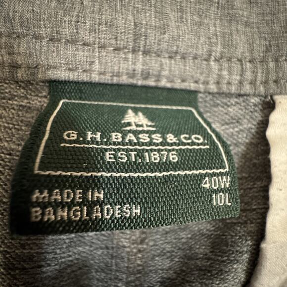 GH Bass & Co Men’s Size 40 Gray Flat Front Casual Shorts - Picture 2 of 4